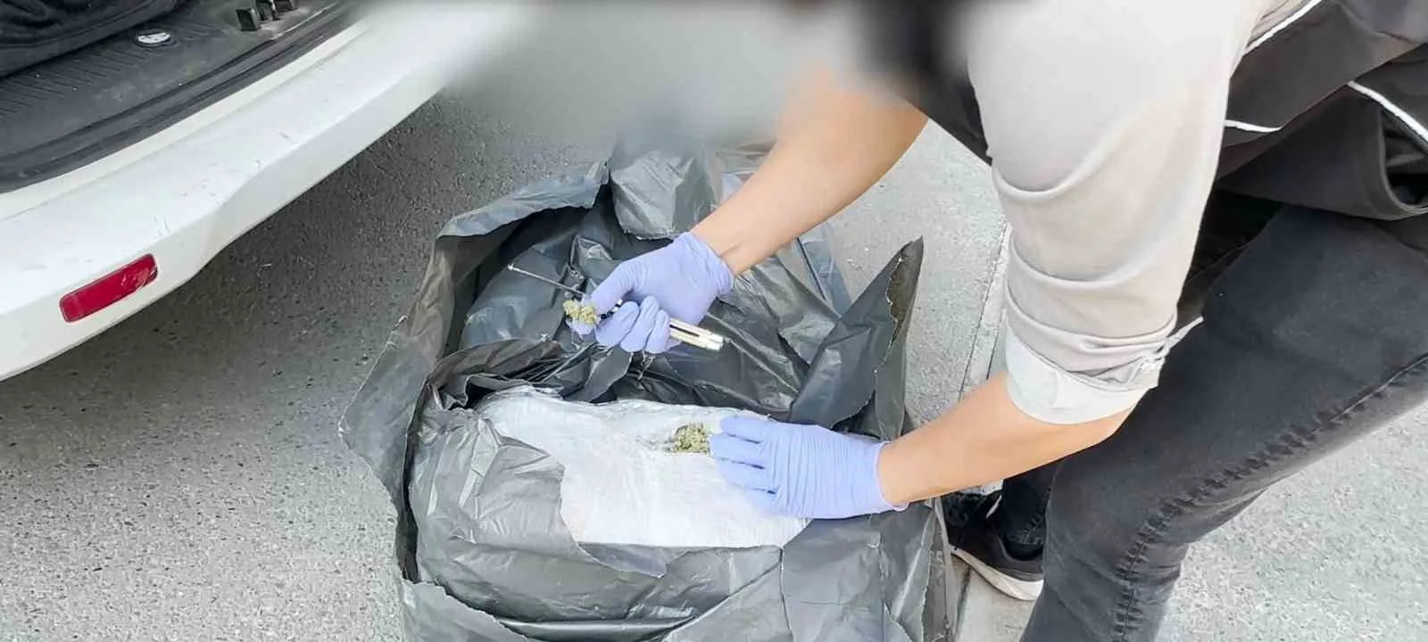 Batman’da durdurulan bir araçta yapılan aramada, 20 kilo 400 gram