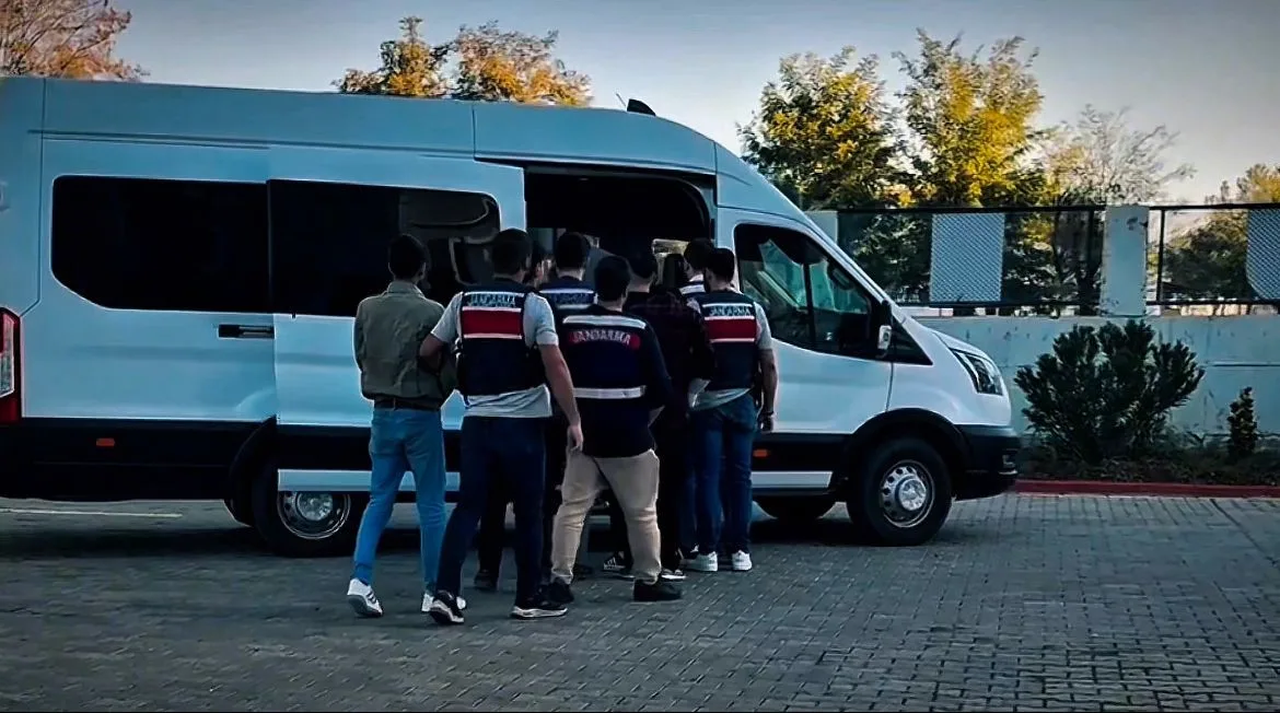 Batman’da düzenlenen yasa dışı bahis operasyonunda 4 kişi tutuklandı. Batman’da