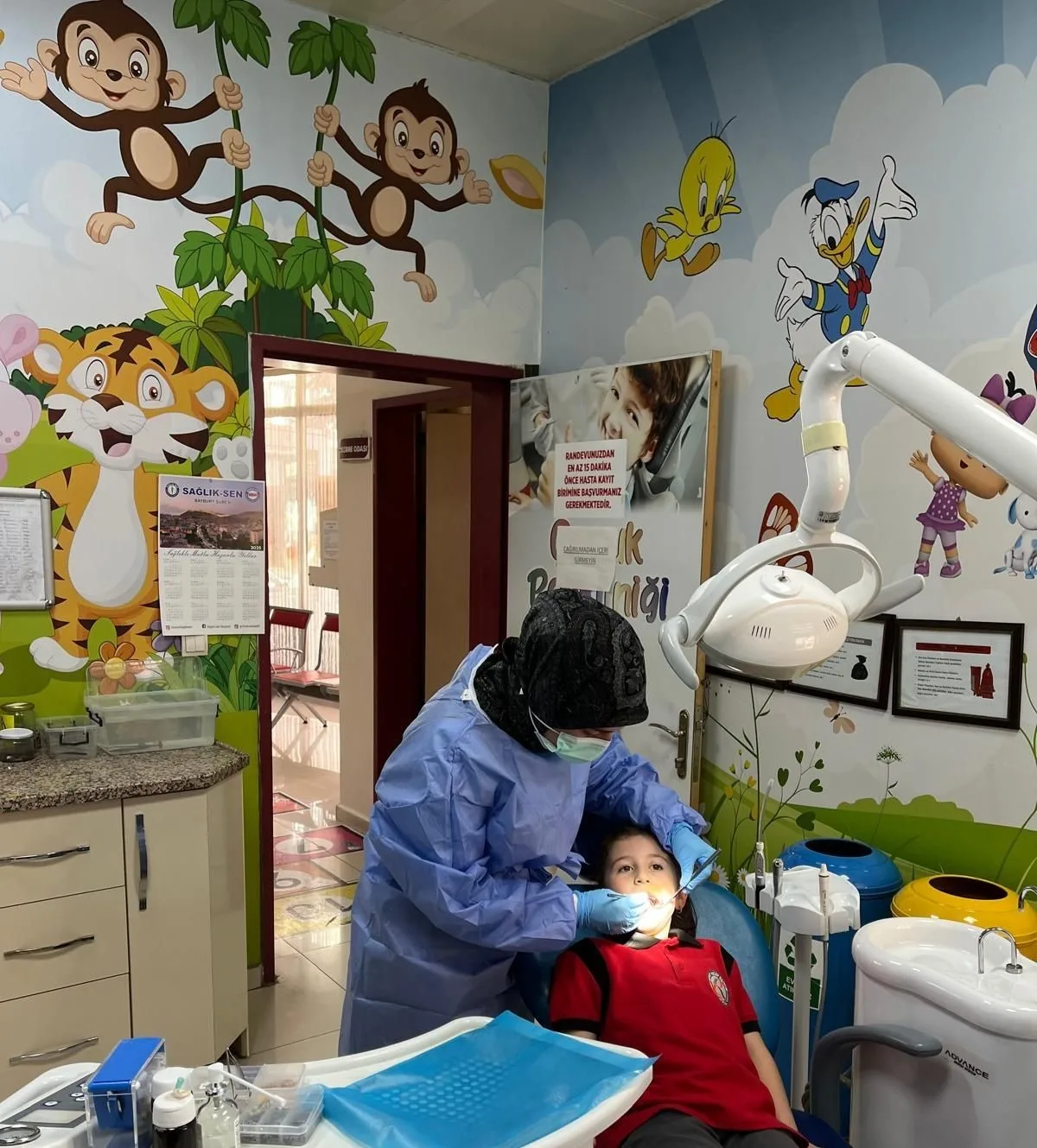 Bayburt Ağız ve Diş Sağlığı Merkezinde farklı branşlarda görevlendirilen uzman