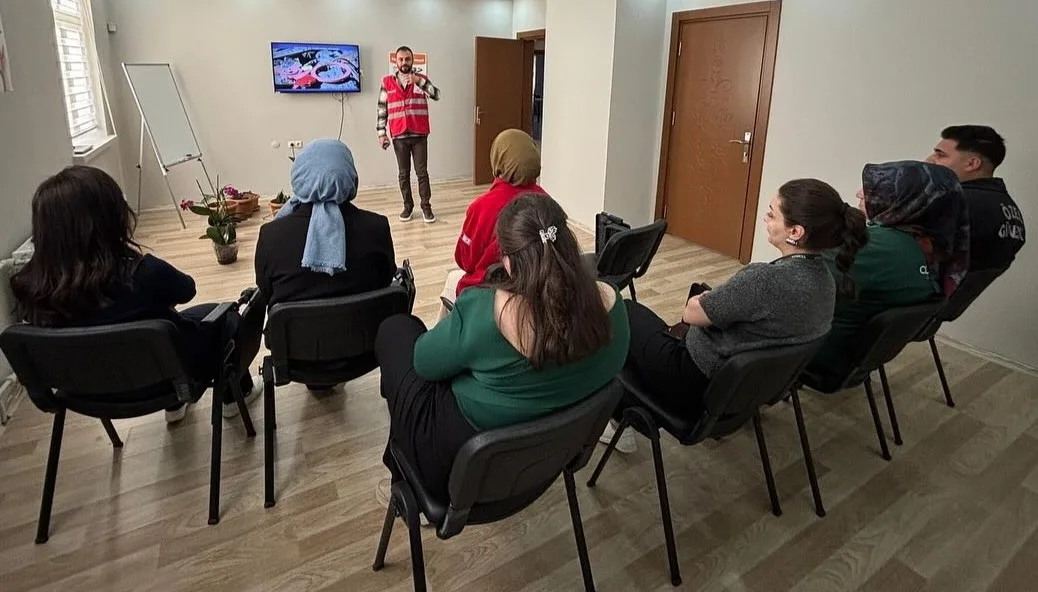 Kızılay Bayburt Şubesi tarafından Yeşilay ve YEDAM çalışanlarına yönelik ’Afet