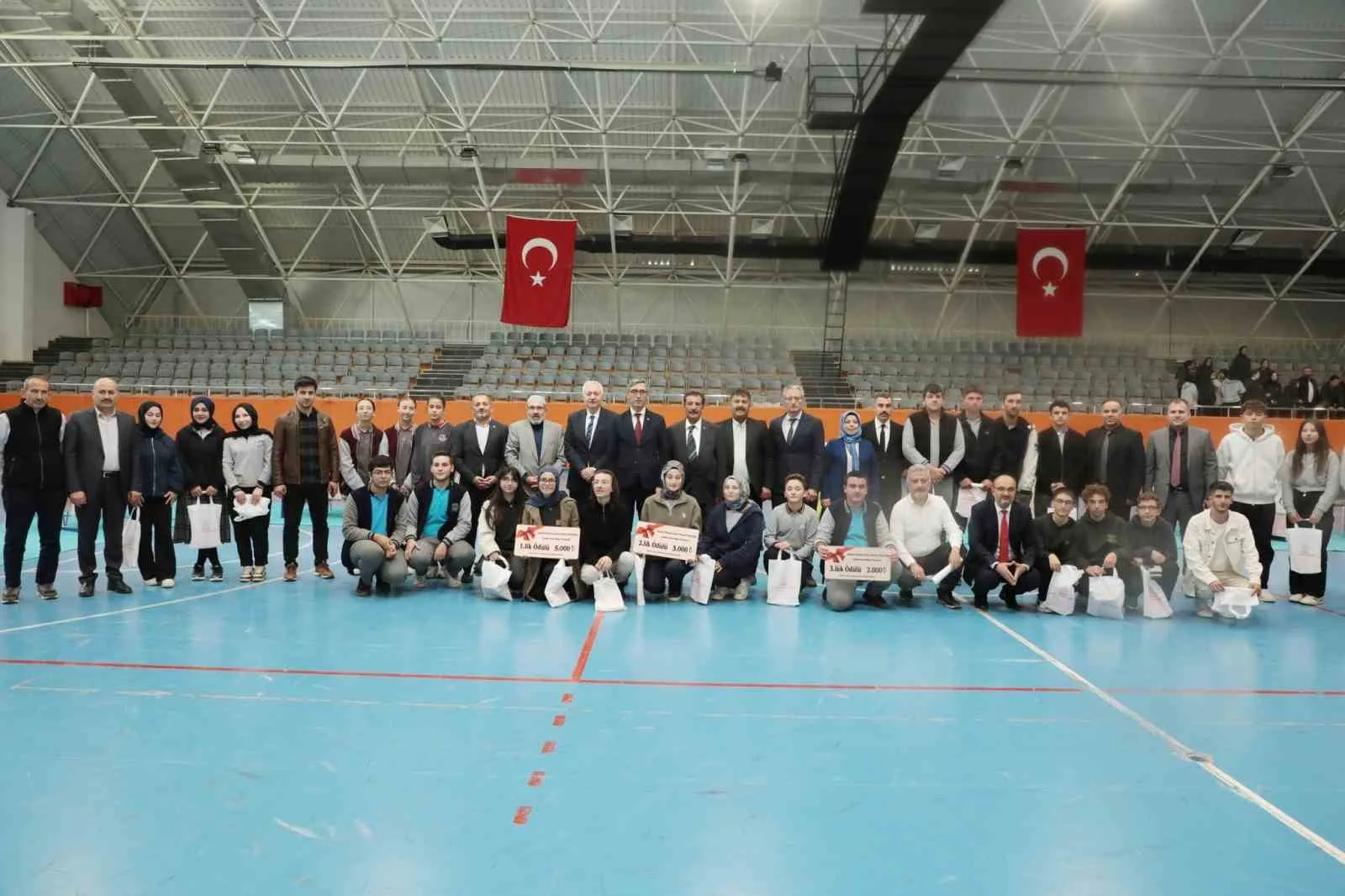 Bayburt Mesleki Eğitim Merkezi tarafından ‘Ahilik’ temasıyla Liseler Arası Bilgi
