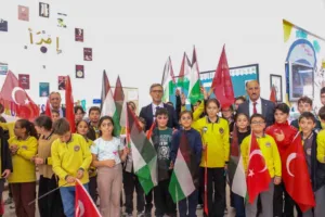 Bayburt’taki tüm okullar, Filistin halkının yaşadığı insanlık dramına sessiz kalmayarak,