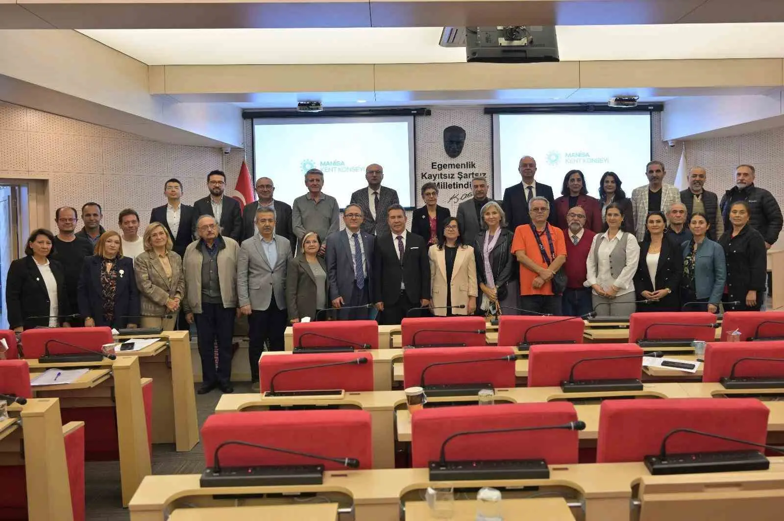 Manisa Kent Konseyi, katılımcı demokrasiyi güçlendirmek amacıyla gerçekleştirdiği seçimsiz genel