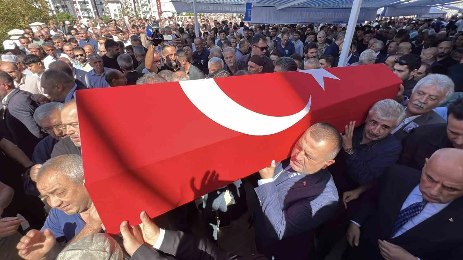Ankara’da tedavi gördüğü hastanede hayatını kaybeden Büyük Birlik Parti (BBP)