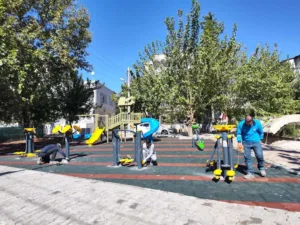 Adıyaman Belediyesi, Siteler Mahallesi’nde yürüyüş yolu, oyun alanı ve dinlenme