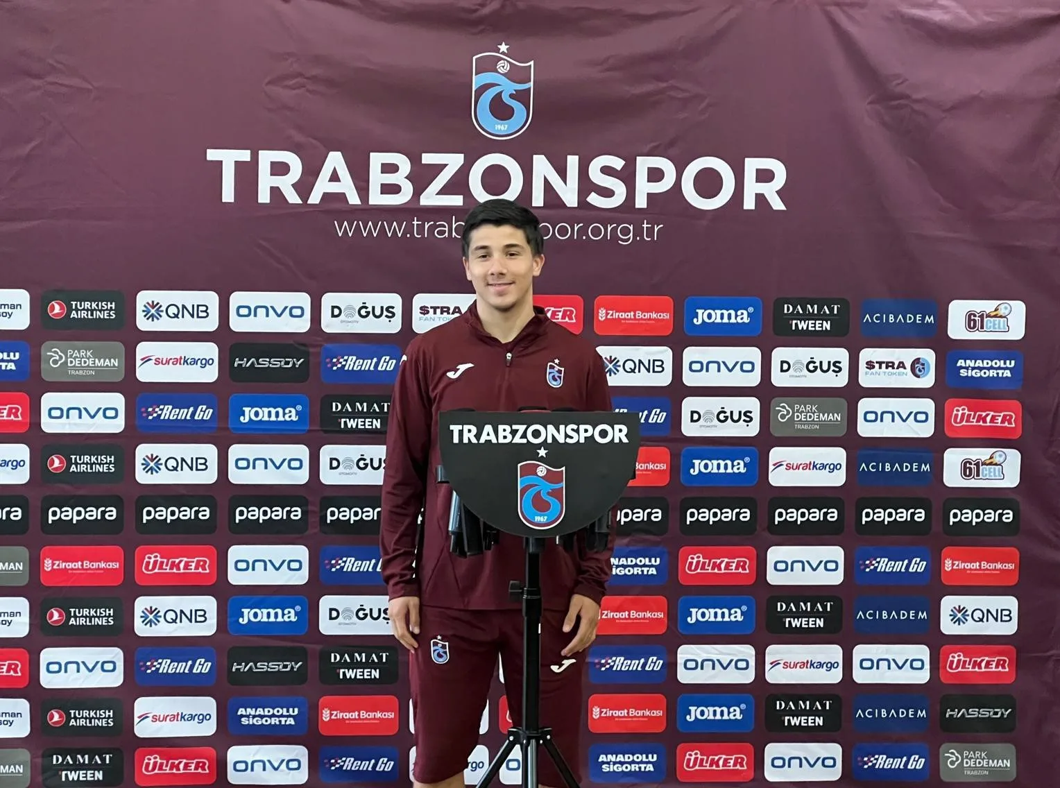 Trabzonspor’un Faslı futbolcusu Benjamin Bouchouari, sakatlığını tamamen atlattığını belirterek, “1