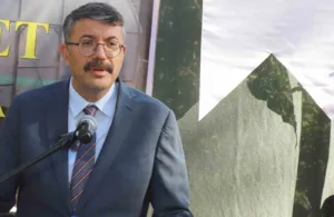 Hakkari Valisi Ali Çelik, yaylalara berivanların ihtiyaç duyduğu gölgelik ve