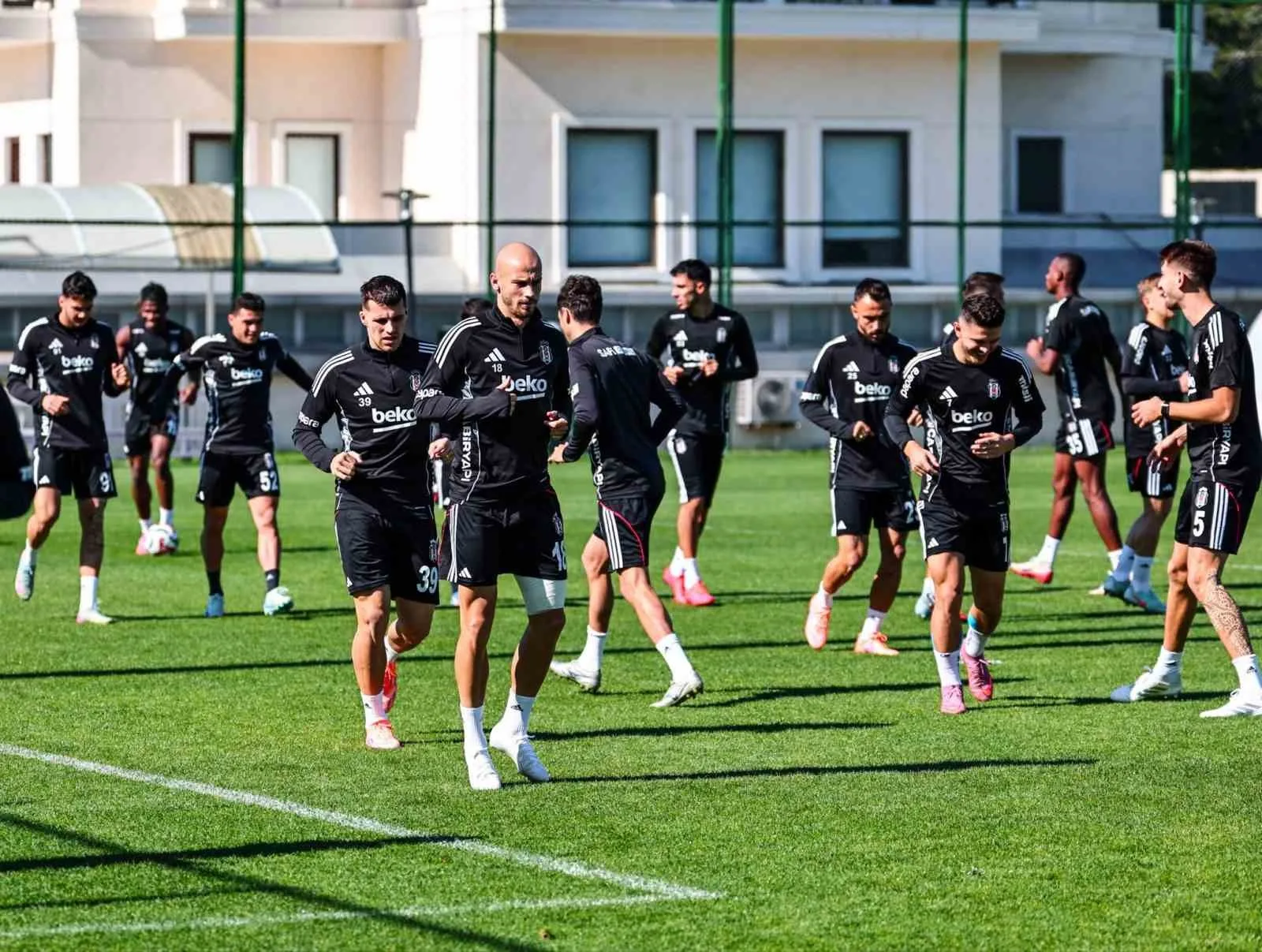 Beşiktaş, Trendyol Süper Lig’in 3. hafta erteleme maçında deplasmanda Konyaspor