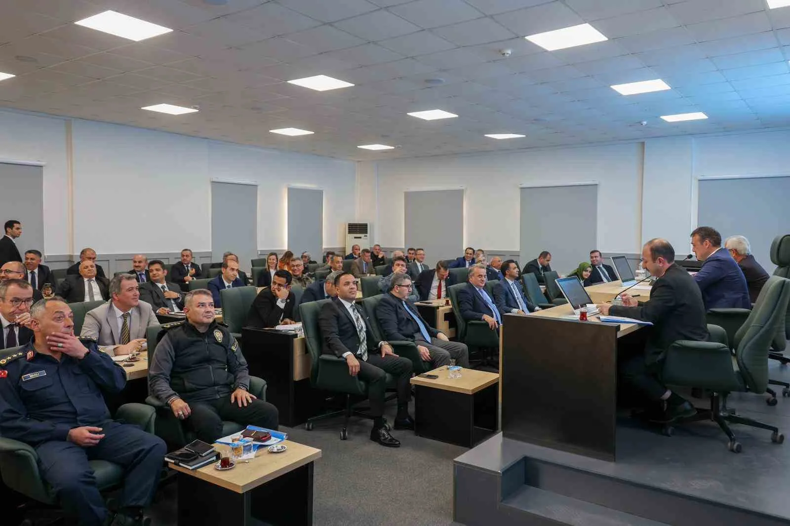 Bilecik’te 2025 yılının dördüncü İl Koordinasyon Kurulu toplantısı, Vali Faik