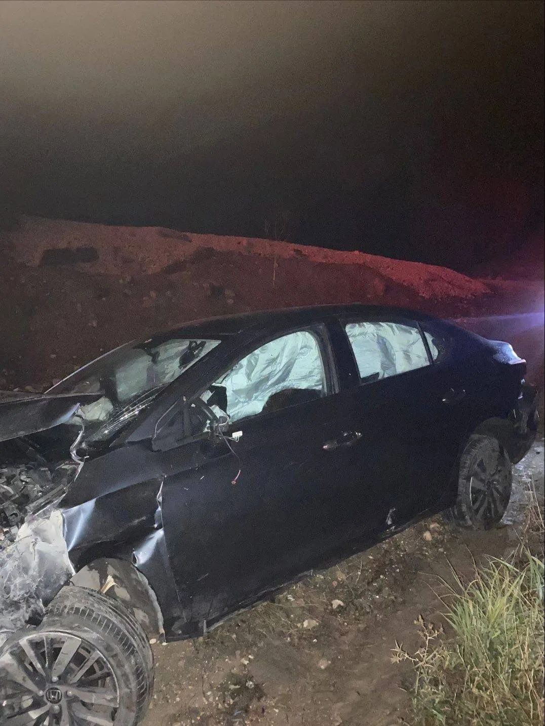 Bilecik’te seyir halinde kontrolden çıkan otomobil şarampole uçarken, meydana gelen