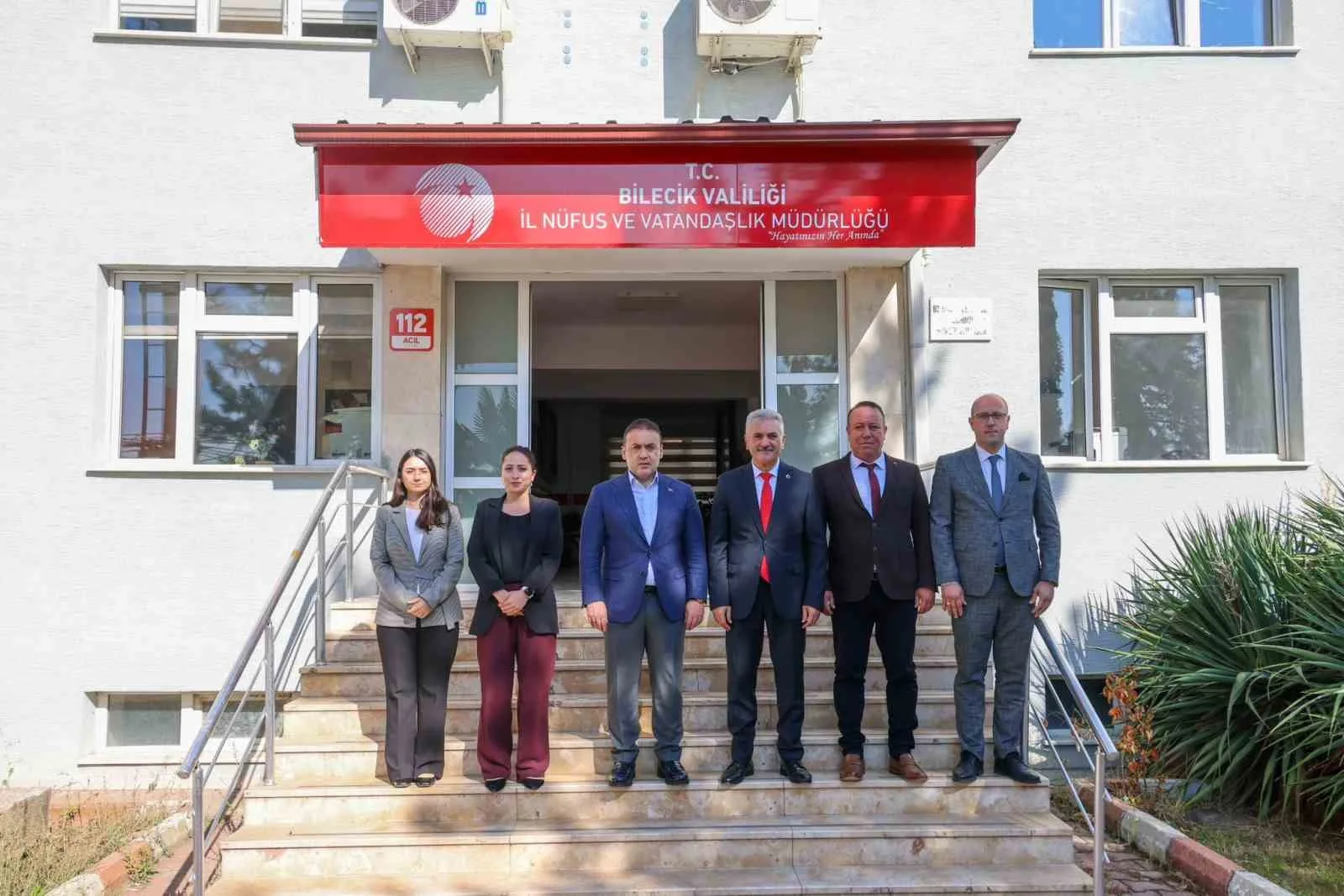 Bilecik Valisi Faik Oktay Sözer, İl Nüfus ve Vatandaşlık Müdürlüğü’nü