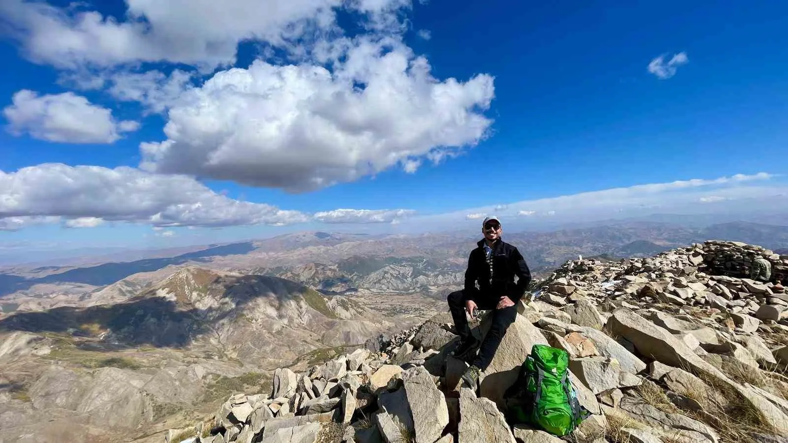 Bingöl’ün Sülbüs Dağı zirvesinde kahverengi kokarca böceği (Halyomorpha halys) gözlemlendi.