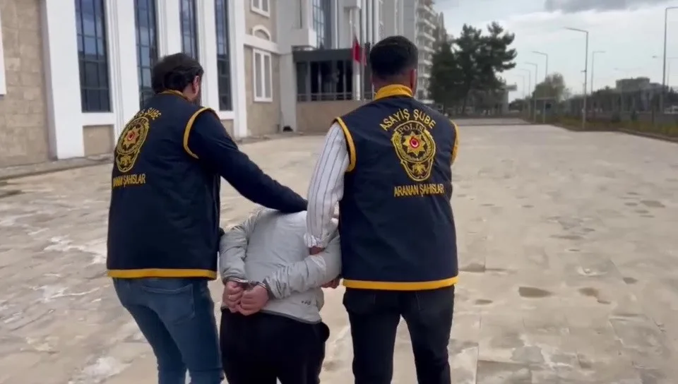 Adıyaman’da çeşitli suçlardan haklarında yakalanma kararı bulunan 255 şüpheli yakalandı.