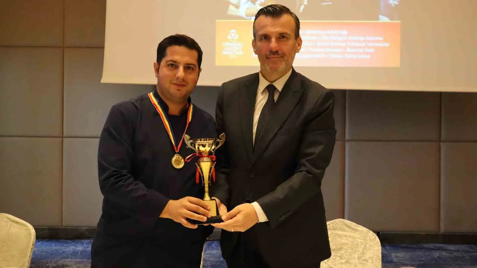 Romanya’nın Köstence kentinde düzenlenen Black Sea FishFestival Gastronomi Yarışması’na katılan