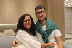 Henüz 2.5 yaşındayken kansızlık nedeniyle yapılan tetkiklerde böbrek kanallarında darlık