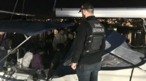 Muğla’nın Bodrum ilçesinde Sahil Güvenlik ve polis ekipleri tarafından yapılan