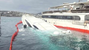 Muğla’nın Bodrum ilçesinde 40 milyon TL değerindeki lüks yat sulara
