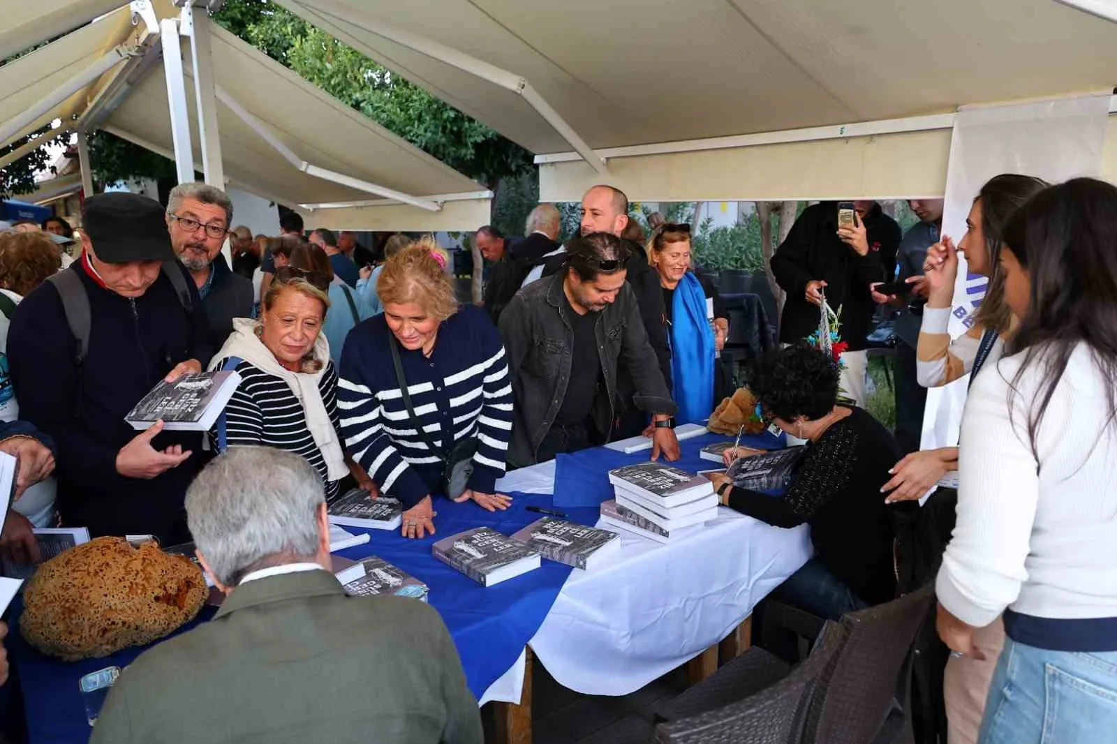Bodrum Deniz Müzesi Yayınları’nın sekizinci kitabı “Biz Süngerciler: Yaşadıklarımız, Hatıralarımız”,