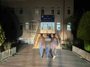 Bolu’da hakkında kesinleşmiş 13 yıl hapis cezası bulunan şahıs yakalanarak