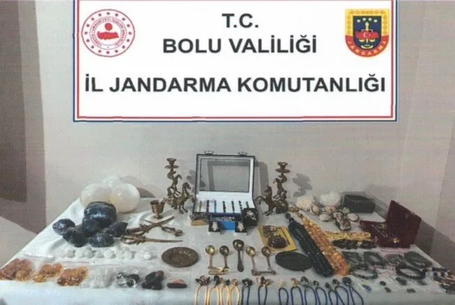 Bolu’da jandarma ekipleri tarafından bir eve düzenlenen operasyonda 500 gram