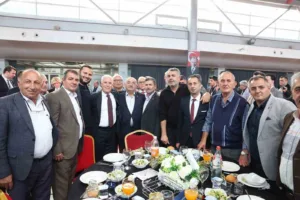 Bursa Büyükşehir Belediye Başkanı Mustafa Bozbey, Muhtarlar Günü kapsamında gerçekleştirilen