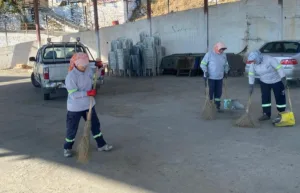 Bozdoğan Belediyesi Temizlik İşleri Müdürlüğü bünyesinde görev yapan kadın personeller,