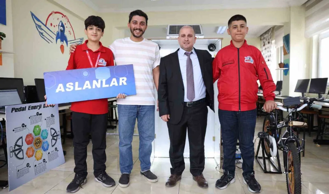 Gaziantep’te Samiye Teymur Emine Ulusoy Ortaokulu öğrencileri “Kartını Tak, Pedalı