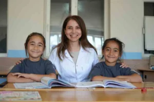 Gaziantep’in Nizip ilçesi Kesiktaş köyündeki ilkokulda eğitim-öğretim bir öğretmen ve