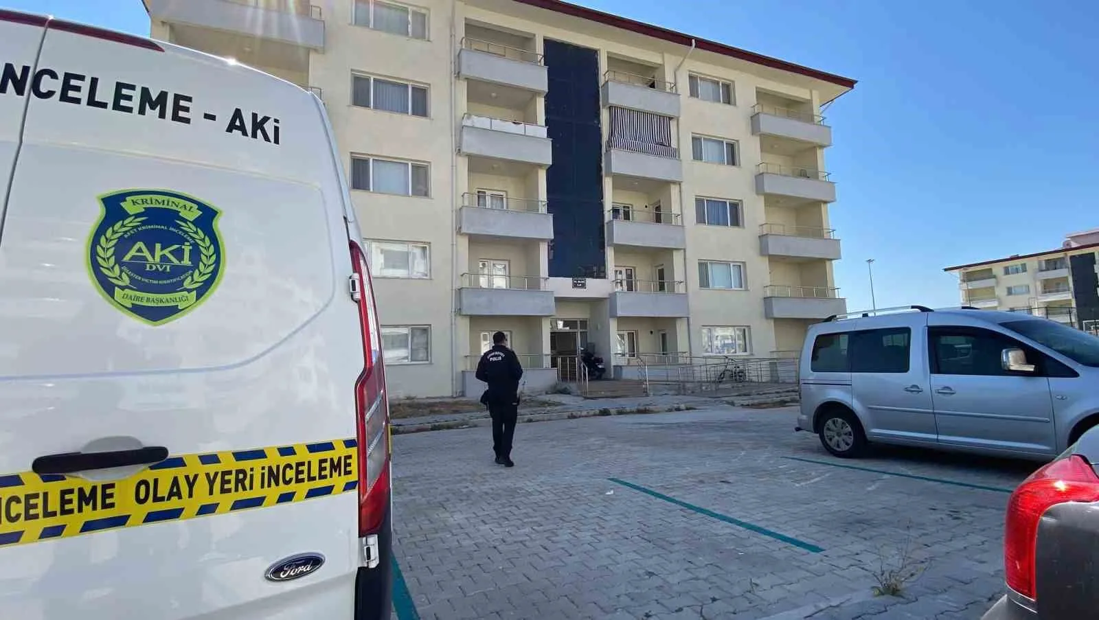 Burdur’da infaz koruma memuru evinde silahla vurulmuş halede bulundu. Olay,