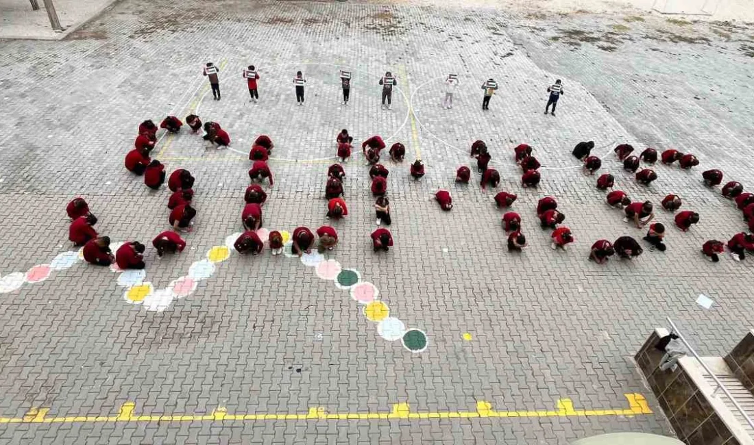 Burdur’da tüm okullarda eş zamanlı Gazze’deki zulme dikkat çekmek amacı