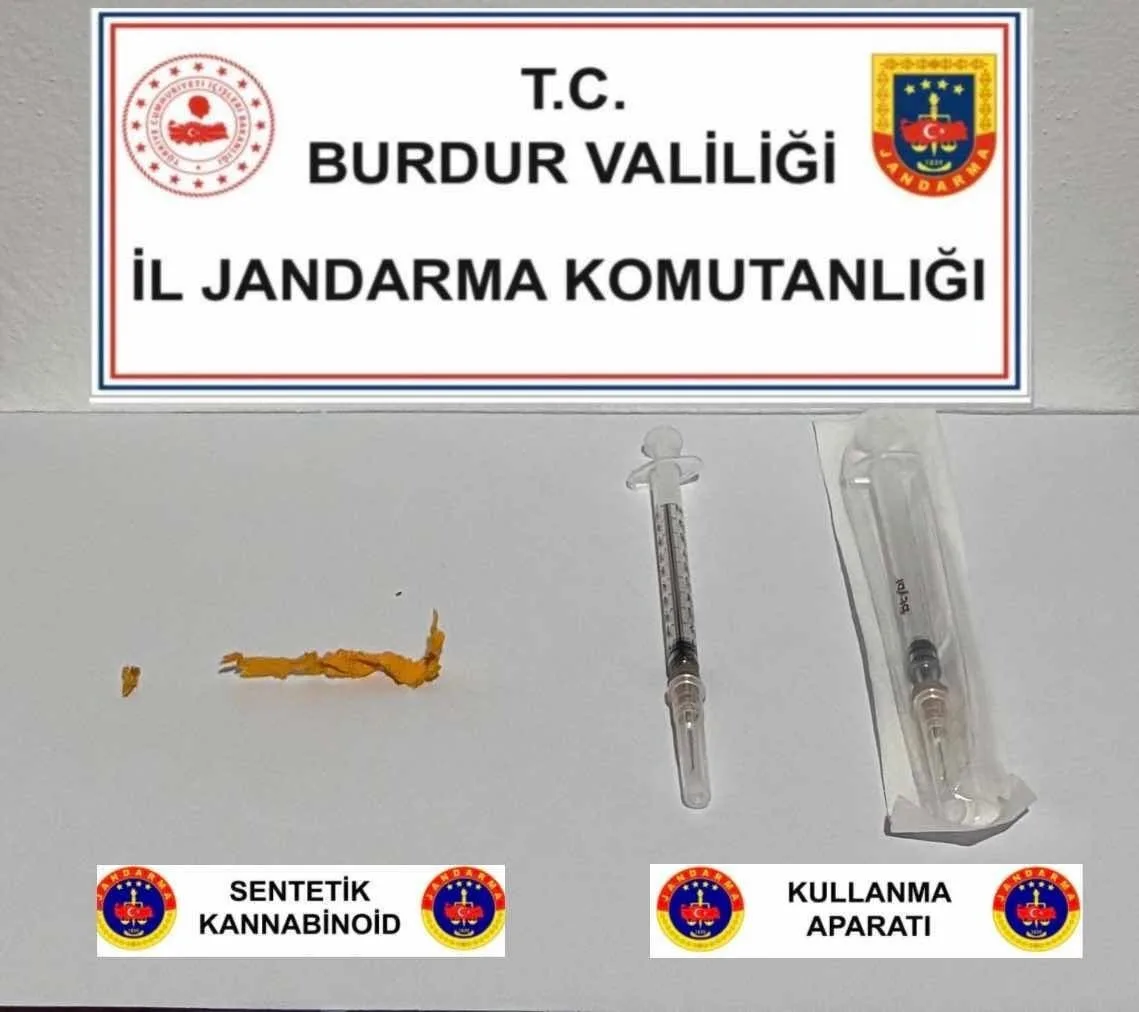 Burdur’da jandarma ekipleri tarafından narkotik suçlarla mücadele çerçevesinde yapılan çalışmalarda