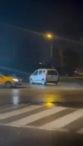 Bursa’da alkollü olduğu iddia edilen sürücü, trafik polislerinden kaçmak için