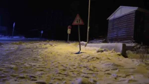 Uludağ’da sağanak yağışların ardından etkisi gösteren kar yağışı ile birlikte,