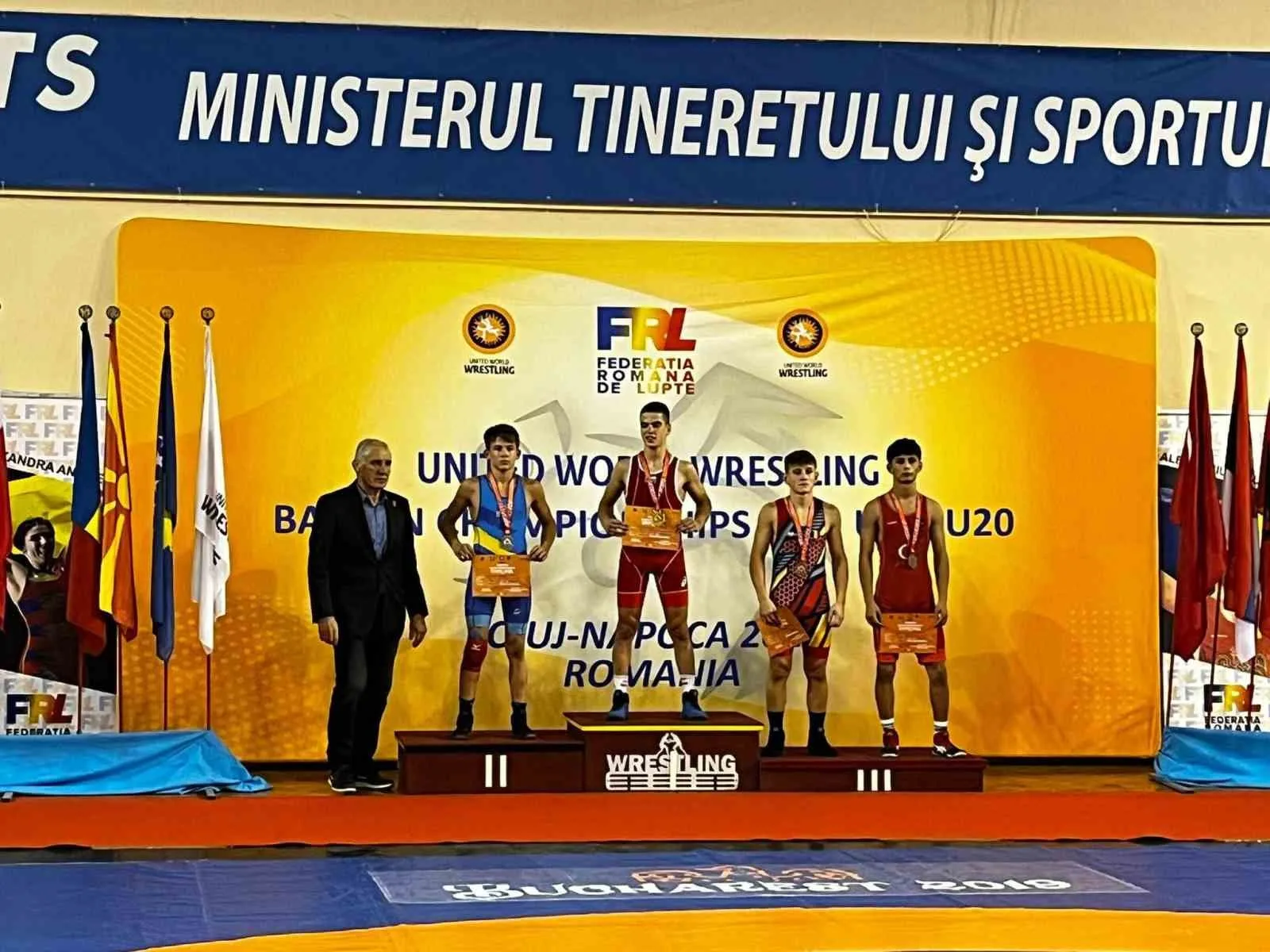 Bursa Büyükşehir Belediyespor Kulübü sporcuları Rüstem Öztürk ve Deniz Ayhan,