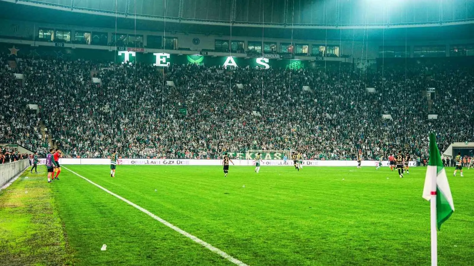 TFF Tahkim Kurulu, PFDK’nın Bursaspor’a verdiği 1 maçlık seyircisiz oynama