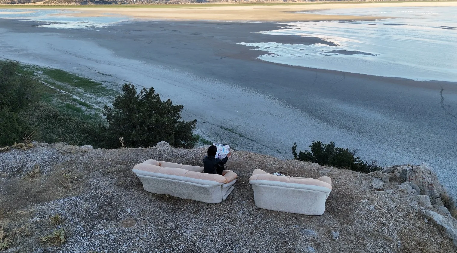 Türkiye’nin dördüncü büyük gölü ve önemli içme suyu rezervi olan