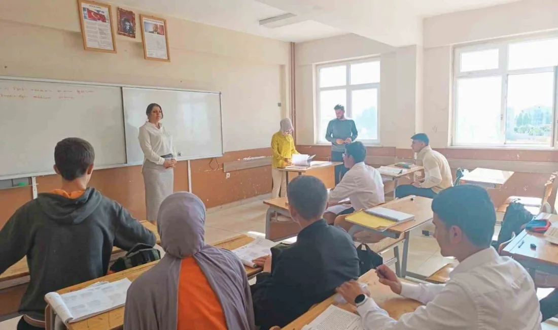 Patnos İlçe Milli Eğitim Müdürü Zeynep Oğuz Çam, ilçede yürütülen