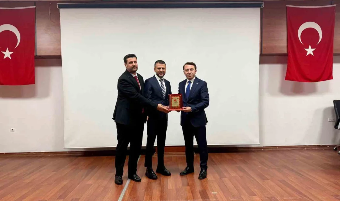 Camiler ve Din Görevlileri Haftası kapsamında düzenlenen programda, Eğil Belediye