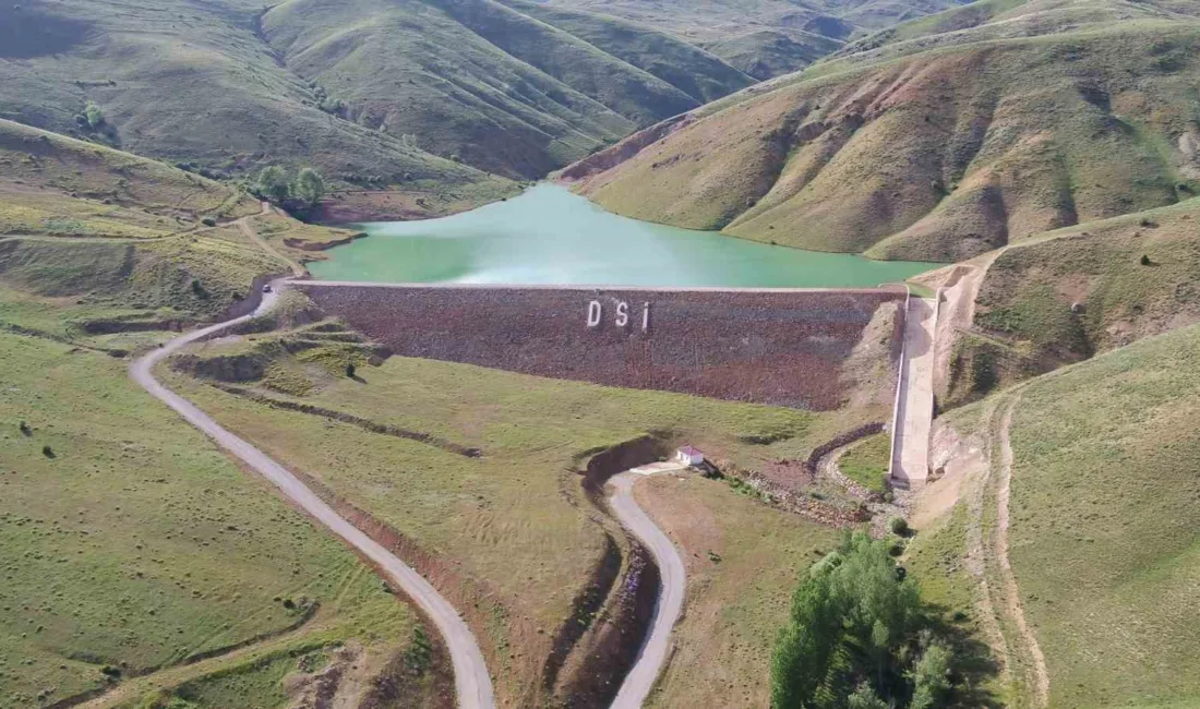 Bayburt’ta işletme halinde olan Çayırözü Göleti’nde incelemelerde bulunuldu. Devlet Su