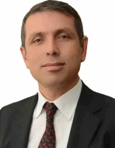 Demokrat Eğitimciler Sendikası Genel Başkanı İshak Çelebi, zorunlu eğitim süresine