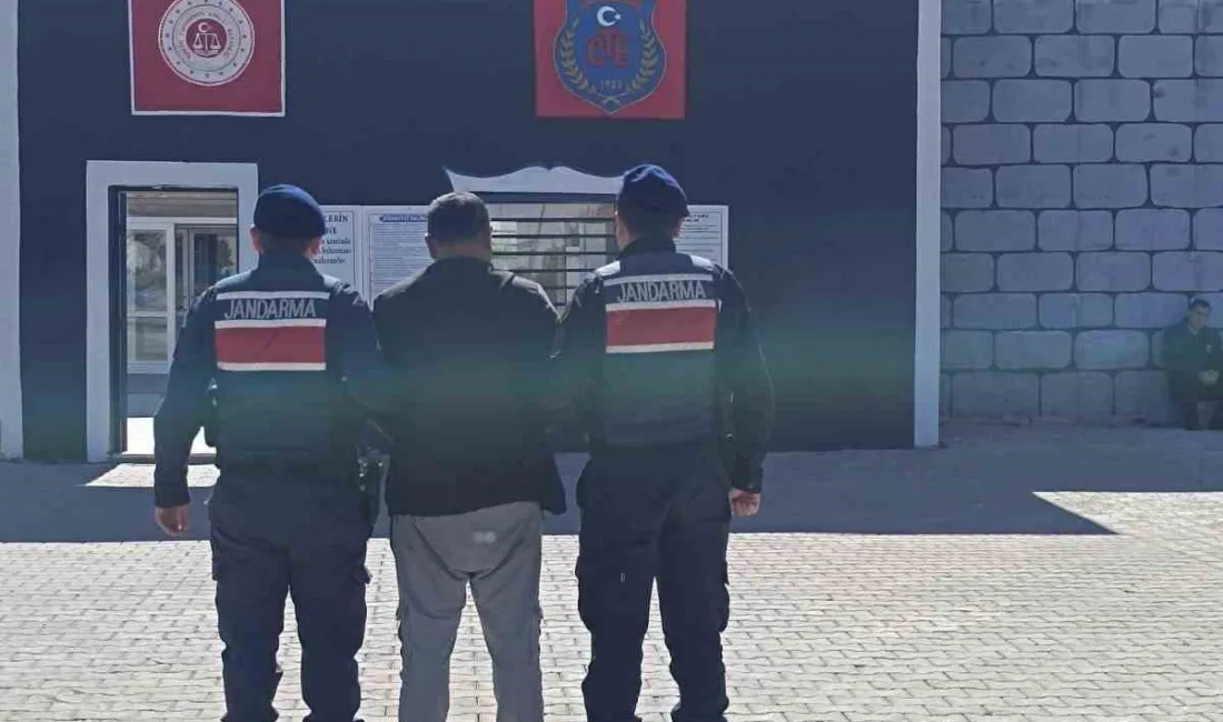 Afyonkarahisar’da çeşitli suçlardan 26 yıl hapis cezası ile aranan 32