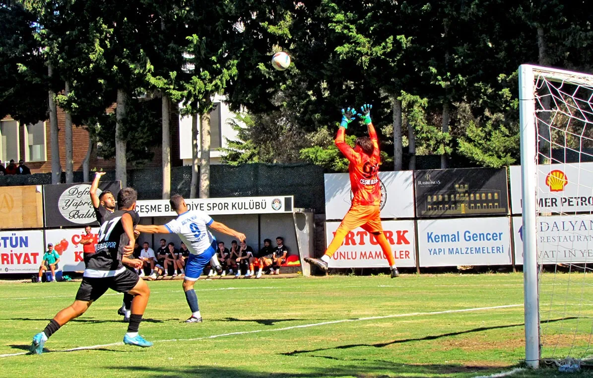 İzmir Süper Amatör Lig E Grubu’nun 2. haftasında Çeşme Belediyespor,