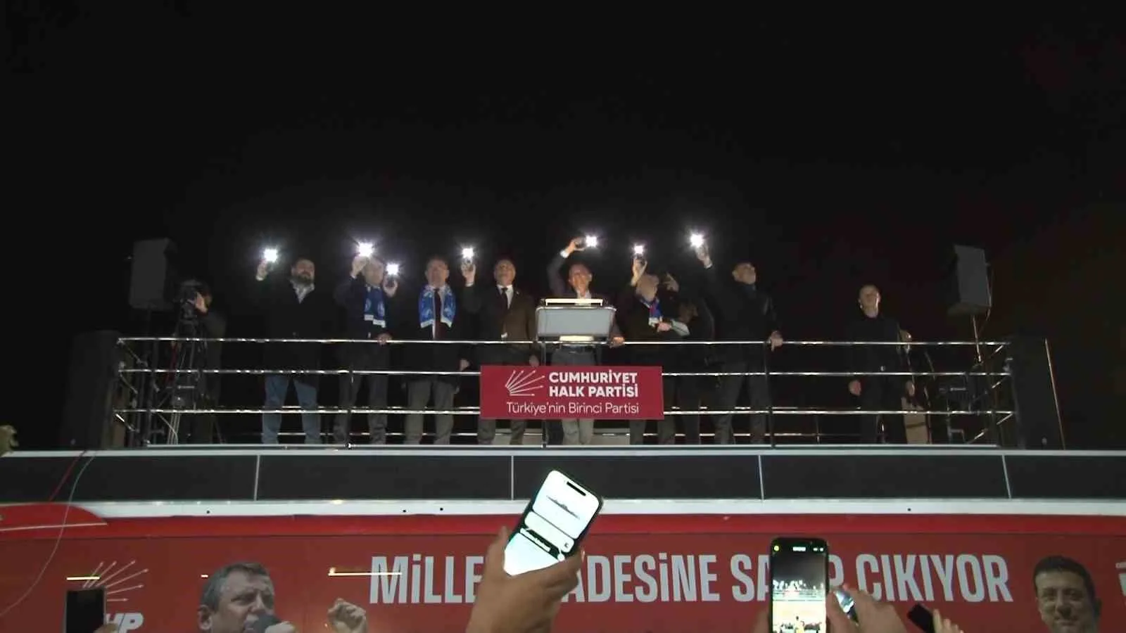 CHP Genel Başkanı Özgür Özel, partisi tarafından Sarıyer’de düzenlenen mitinge