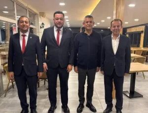 CHP Genel Başkanı Özgür Özel, bugün yapılan kongrede güven tazeleyen