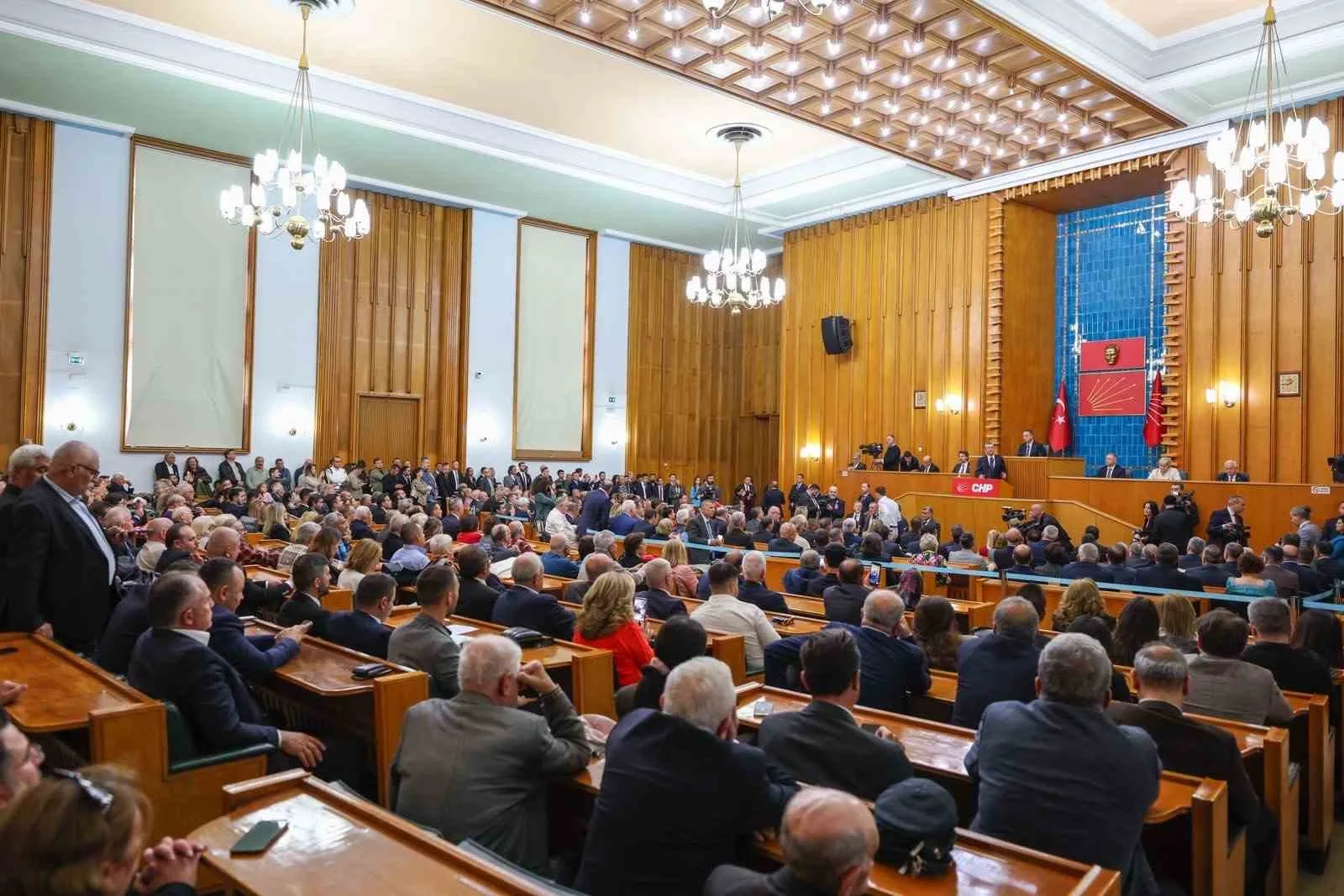 Cumhuriyet Halk Partisi (CHP) Genel Başkanı Özgür Özel, “Kimse Kıbrıs’ı