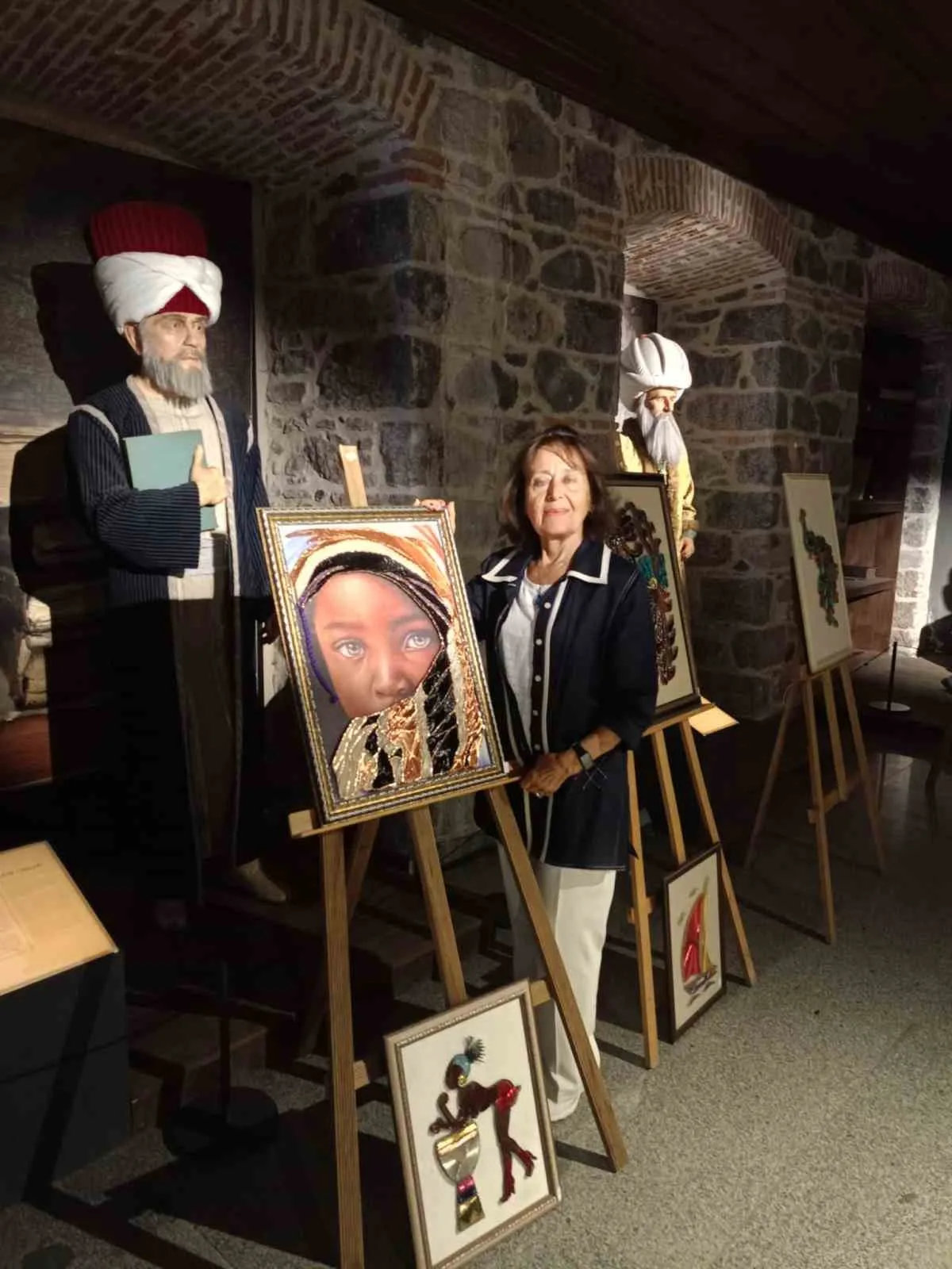 Kaybolmaya yüz tutmuş geleneksel bir sanat olan filografi, sabrın, emeğin