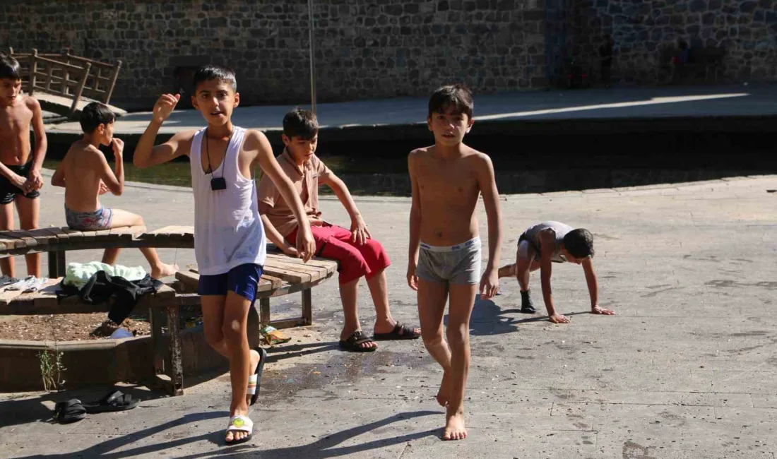 Diyarbakır’da ekim ayı ile birlikte sıcaklıklar 28 dereceye kadar düştü.