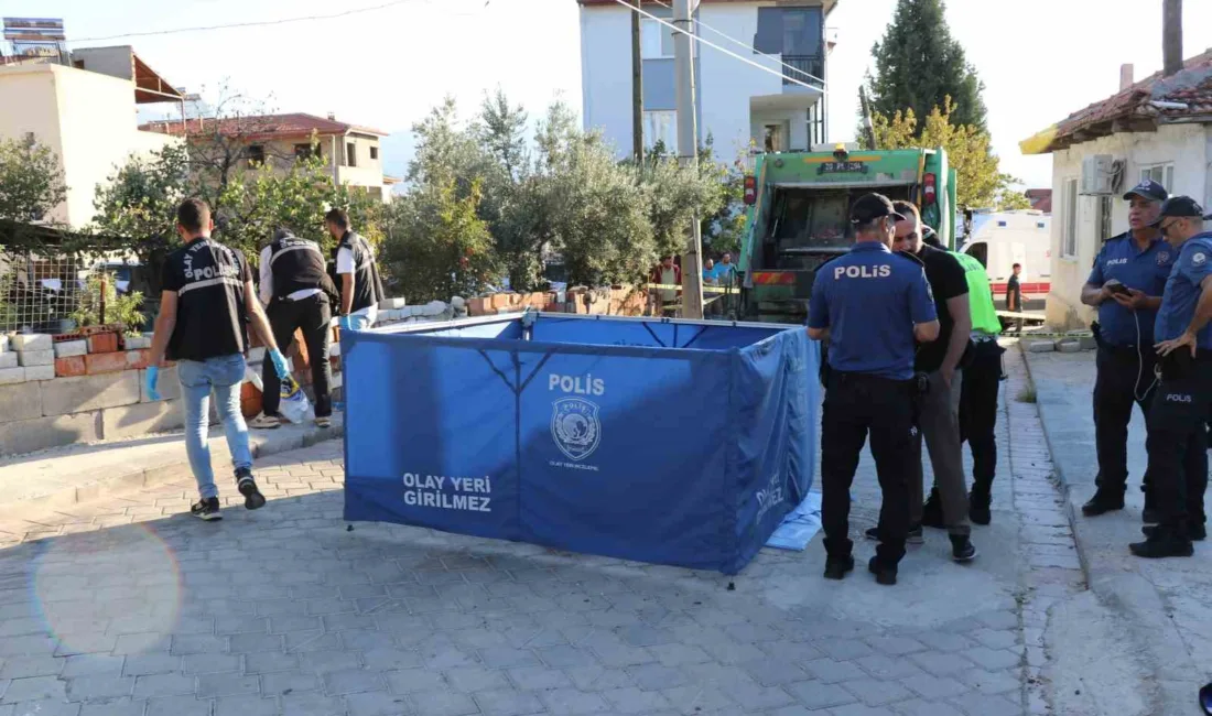Denizli’nin Pamukkale ilçesinde bahçeden evine gitmek isterken çöp kamyonu çarptığı