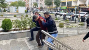 Çorum’da tartıştığı babasını tüfekle vurarak öldüren zanlı tutuklandı. Olay, 19