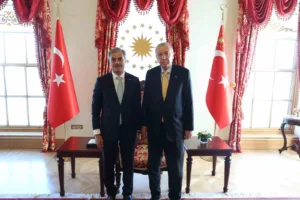 Sakarya Büyükşehir Belediye Başkanı Yusuf Alemdar, İstanbul’da gerçekleştirilen “500.000 Konut